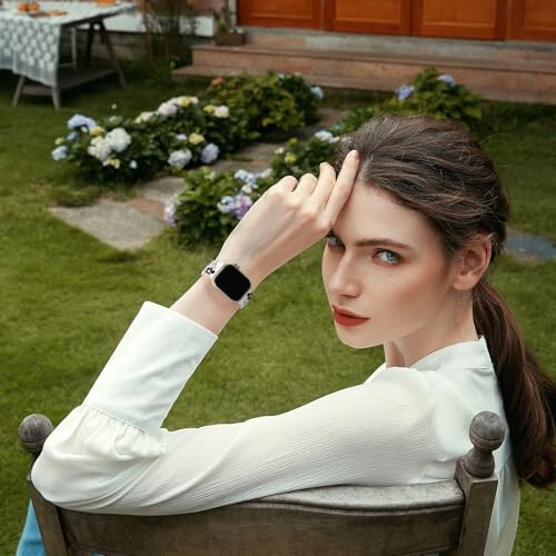 Witzon Floral Band Совместимый с ремешками Apple Watch для женщин 40 мм 41 мм 38 мм 42 мм 44 мм 45 мм 49 мм, Гравированный милый цветочный мягкий силиконовый инкрустированный нарядный ремешок для iWatch серии 9 8 7 6 5 4 3 2 1 SE Ultra - 5