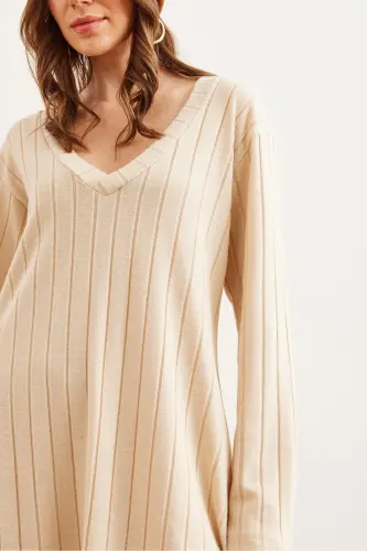 Woman Beige Thick Ribbed V-Neck Mini Dress DR-190 - 4