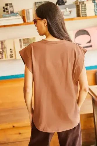 Woman Bitter Coffee Armpit Patchwork Bat T-shirt - OLALOOK (1)