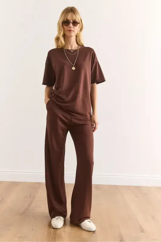 Woman Bitter Coffee Bottom Pocket Pants Top T-shirt Jewelry - 4