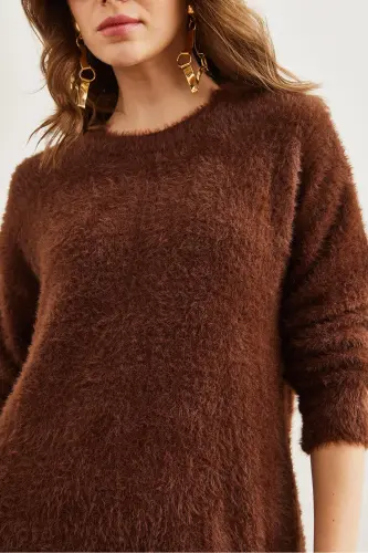 Woman Bitter Coffee Crew Neck Soft Texture Beard - 4