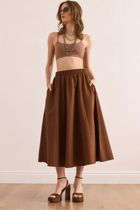 Woman Bitter Coffee Pocketed Elastic Waist Midi Woven Dress - OLALOOK