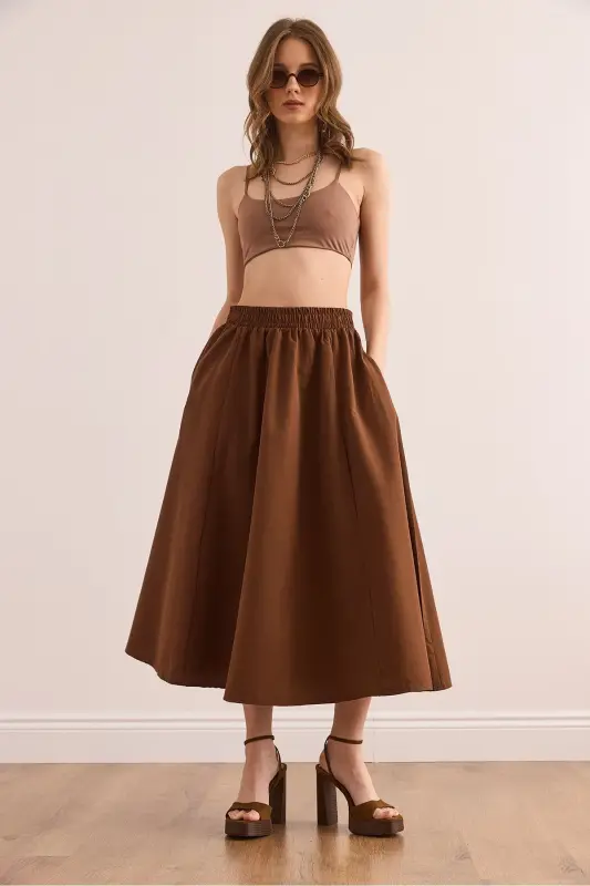 Woman Bitter Coffee Pocketed Elastic Waist Midi Woven Dress - 3