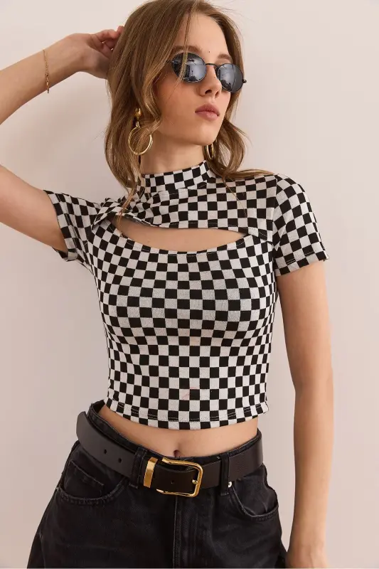 Woman Black Kiss Detailed Checkers Interlock Jacquard Blu - 12