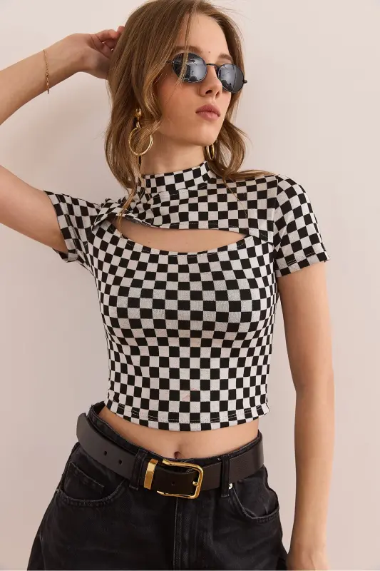 Woman Black Kiss Detailed Checkers Interlock Jacquard Blu - OLALOOK