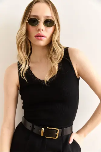 Woman Black Lace Detailed Cotton Tank Top BLZ - OLALOOK (1)