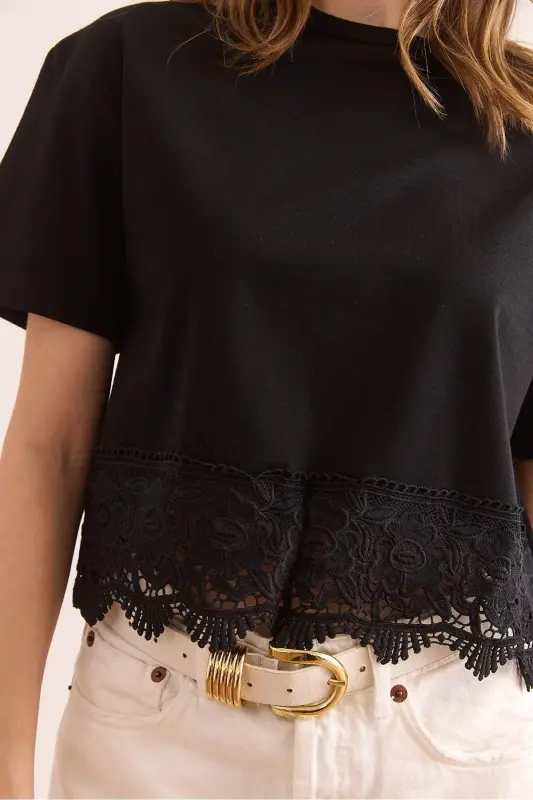 Woman Black Skirt Guipure Detailed T-Shirt TSH-1900087 - 6