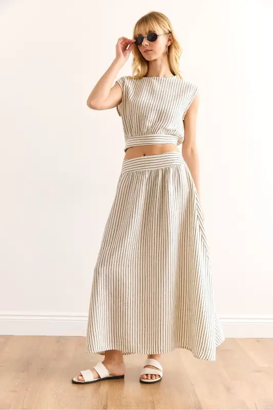 Woman Black Striped Back Drop Six Banded Stripe - OLALOOK
