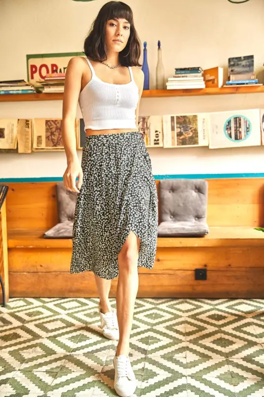 Woman Black Tiny Daisy Wrap Skirt ETK-1900015 - 3