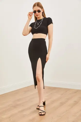 Woman Black Top Blouse Deep Slit Sandy Skirt Set - 2