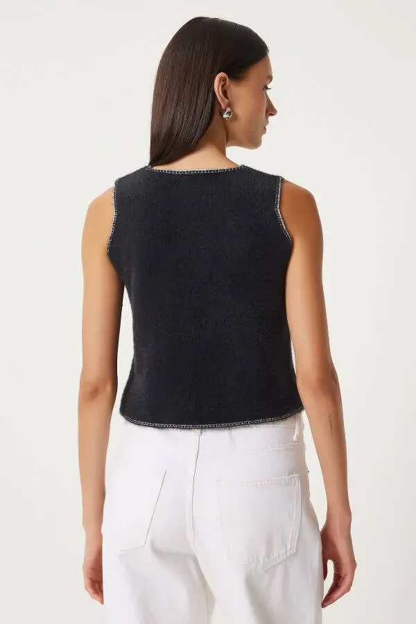 Woman Black V-Neck Bearded Knit Vest YY00219 - 4