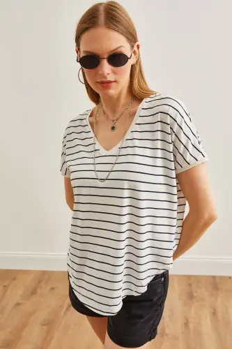 Woman Black V Neck Striped Raw Hem Slouchy T-shirt - 3