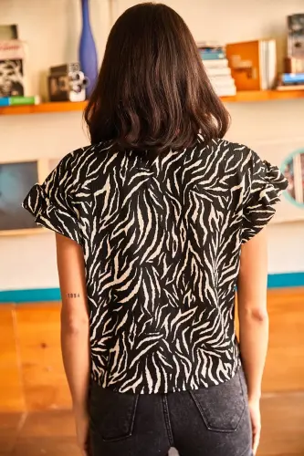 Woman Black Zebra Sleeve Ruffled Corset T-Shirt TS - 5