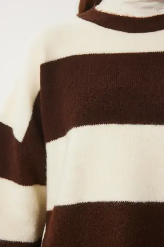 Woman Brown Bone Striped Soft Knitted Sweater PF00110 - 4