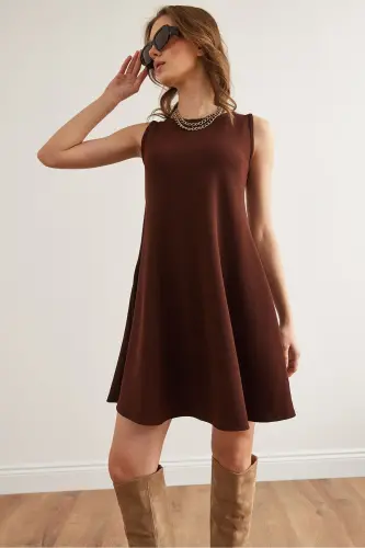 Woman Brown Crew Neck Flared Knitted Crepe Dress - 4