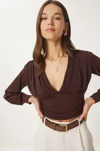 Woman Brown Deep V Neck Crop Sandy Knit BF00050-Brown - 5