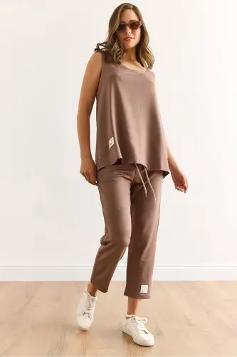 Woman Brown Sleeveless Loose Blouse Set Crystal 