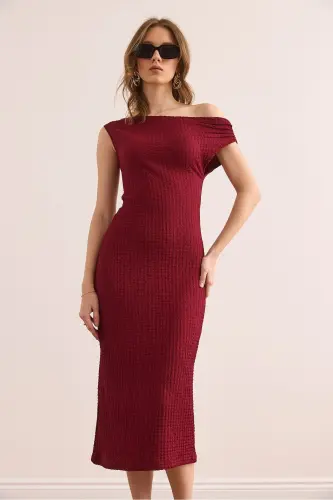 Woman Burgundy One Shoulder Textured Midi Dress DRS-190023 - OLALOOK (1)