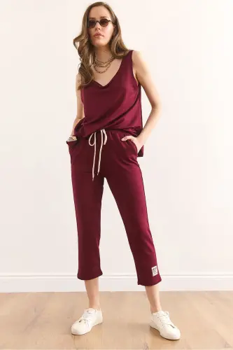 Woman Burgundy Sleeveless Loose Blouse Set Crystal Stone - 1