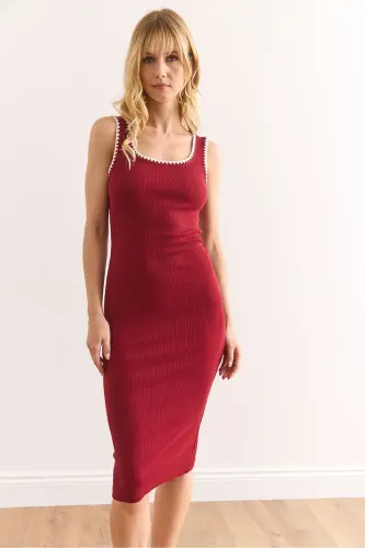 Woman Burgundy Stitch Detailed Soft Textured Flexible Dress - 4