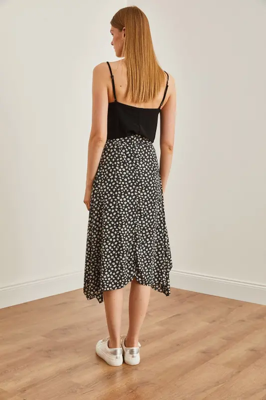 Woman Daisy Black Asymmetric Patterned Skirt ETK-190 - 6