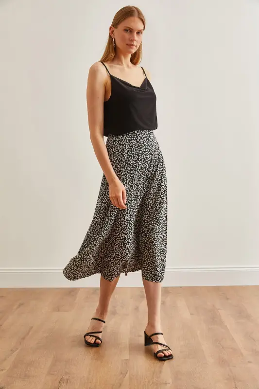 Woman Daisy Black Elastic Waist Patterned Long Skirt - 2