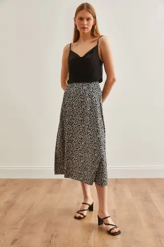 Woman Daisy Black Elastic Waist Patterned Long Skirt - 4