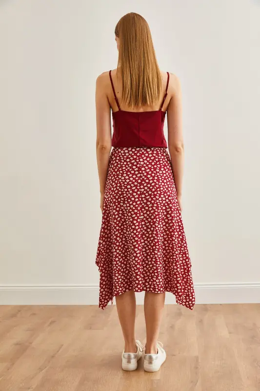 Woman Daisy Red Asymmetric Patterned Skirt ETK-1 - 7