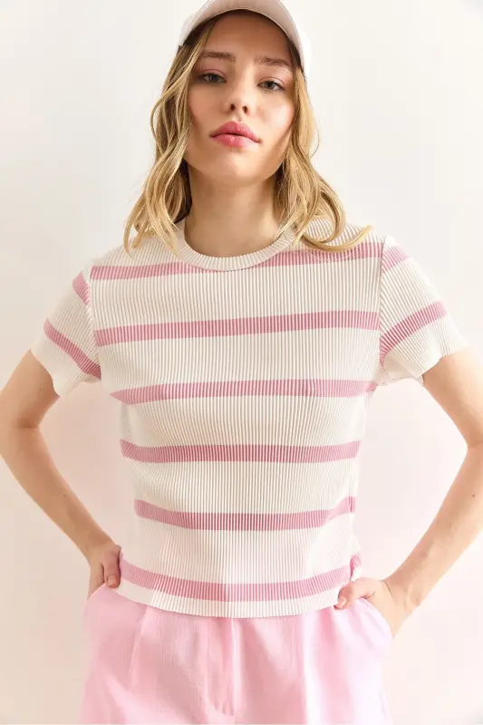 Woman Ecru Pink Crew Neck Striped Plisse Blouse - 9