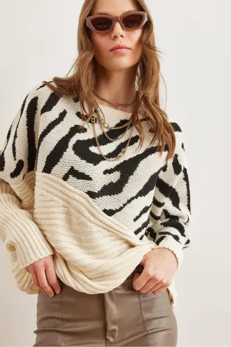 Woman Ecru Zebra Detailed Knit Sweater KZK-19000819-Ecru 
