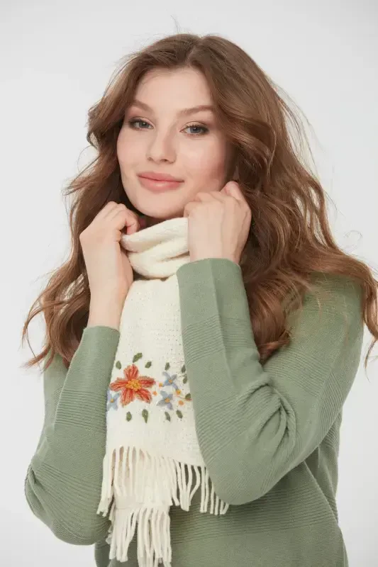 Woman Embroidered Wool Scarf Bone-Bone - 2