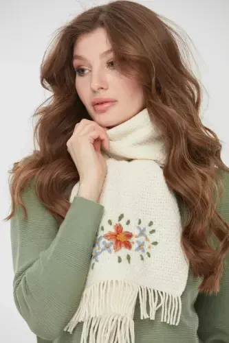 Woman Embroidered Wool Scarf Bone-Bone - 8