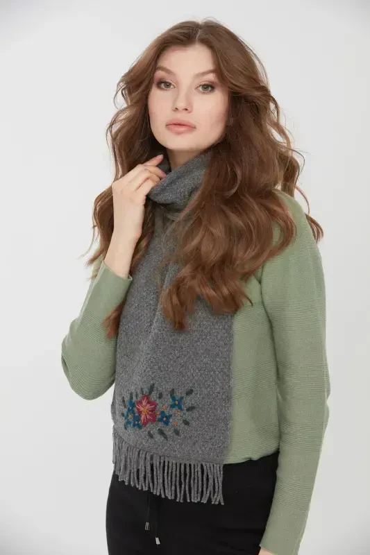 Woman Embroidered Wool Scarf Grey-Grey - 5