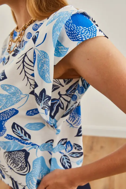 Woman Flower Blue Arm Detailed Cotton T-Shirt TSH-1900 - 7