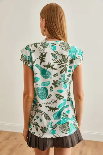 Woman Flower Green Arm Detailed Cotton T-Shirt TSH-190 - OLALOOK (1)