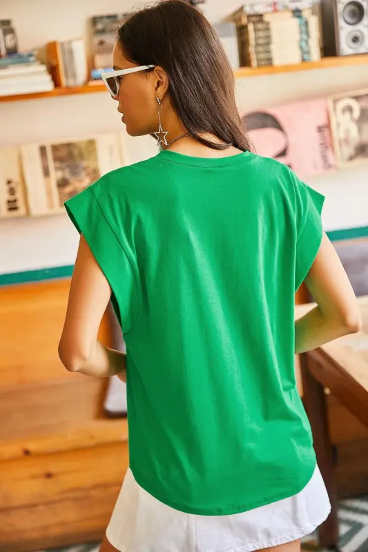 Woman Grass Green Armpit Detailed Bat T-Shirt - 7
