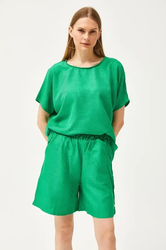 Woman Grass Green Top Slouchy Blouse Bottom Pocketed Shorts K - 2