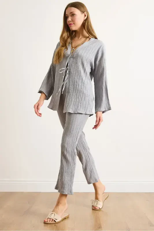 Woman Gray Top Lace-up Cardigan Bottom Pocketed Trousers Ta - 1