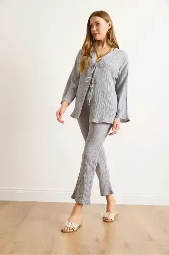Woman Gray Top Lace-up Cardigan Bottom Pocketed Trousers Ta - 2