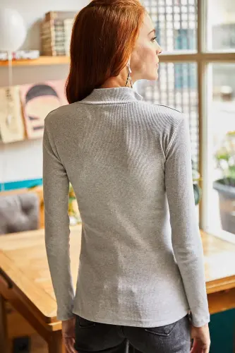 Woman Gray Zippered Turtleneck Lycra Blouse BLZ-19001155-Gray - 3