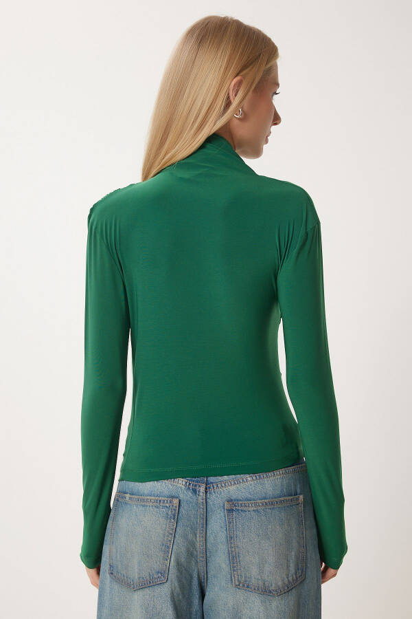 Woman Green Buckle Detail Stand Collar Sandy Blouse FF00135 - 5