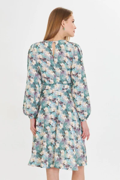 Woman Green Crew Neck Back Zippered Belted Long - 4