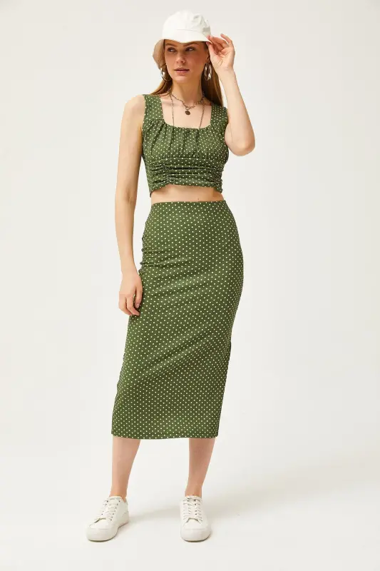 Woman Green Polka Dot Top Blouse Bottom Skirt Knitted Bottom - 2