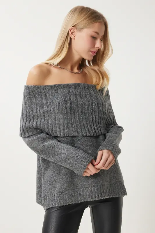 Woman Grey Madonna Collar Knit Sweater MT00156-Grey - 2