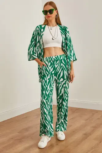 Woman Leaf Green Top Kimono Bottom Pocketed Pants T - 1