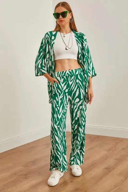 Woman Leaf Green Top Kimono Bottom Pocketed Pants T - 1