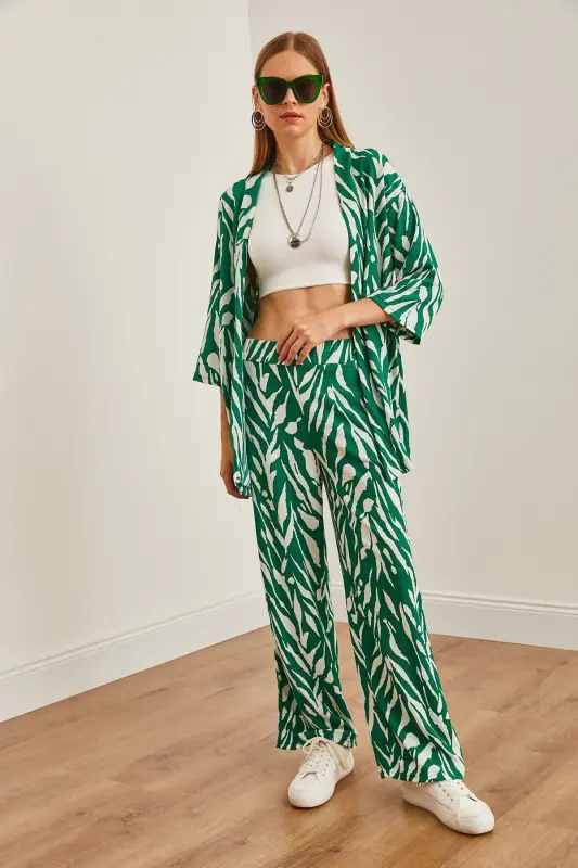 Woman Leaf Green Top Kimono Bottom Pocketed Pants T - 15