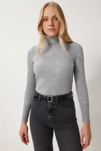 Woman Light Gray Turtleneck Ribbed Lycra Sweater DD01007-Light Gray 