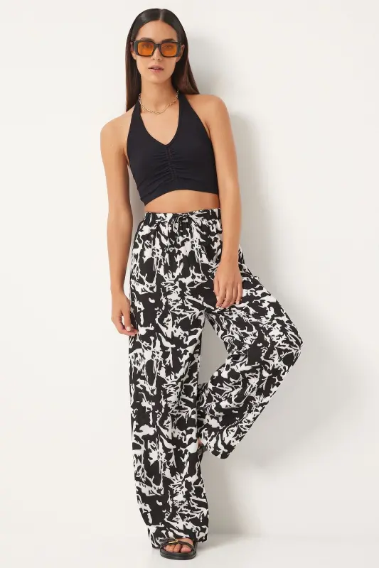 Woman Live Black Ecru Patterned Flowy Viscose Palazzo Pants EN00606-Live Black Ecru - HAPPINESS İSTANBUL