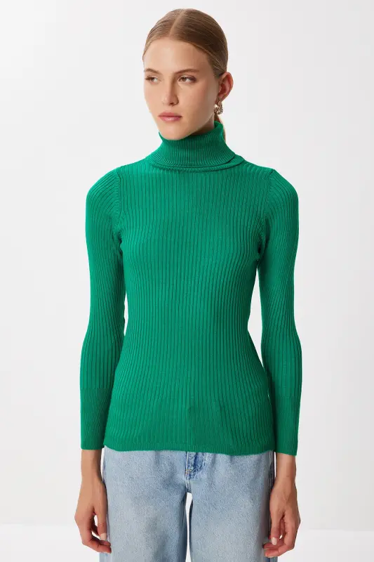 Woman Live Green Turtleneck Ribbed Lycra Sweater DD01007-Live Green - 3